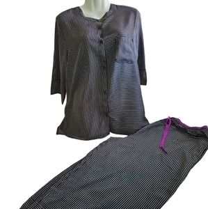 DONNA KAREN LOUNGING PAJAMAS TOP SIZE MEDIUM BOTTOMS XL